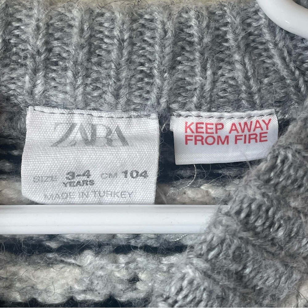 Zara Kids Gray Patterned Winter Sweater - Picture 2 of 6